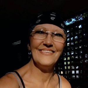 Meet your Posher, Jo